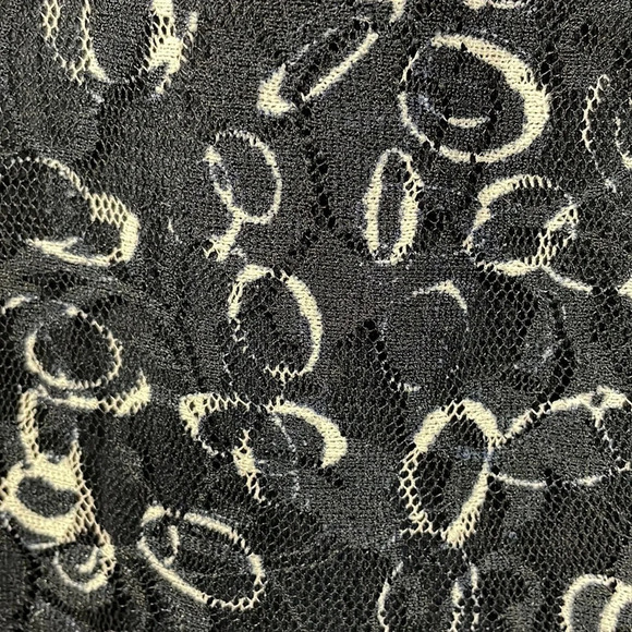 NWT Christopher & Banks Petite Lace Skirt Navy and White PS - Picture 5 of 16